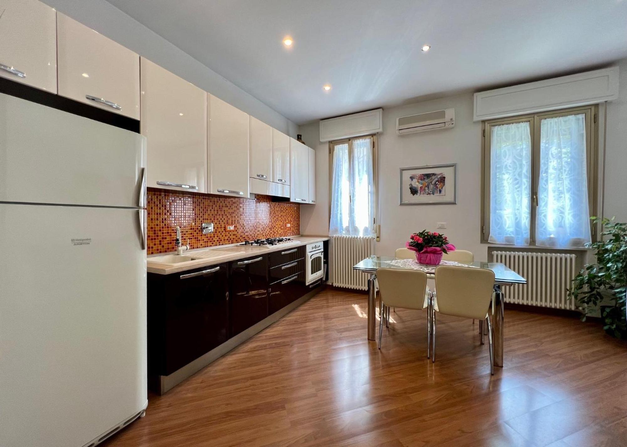 Charming Apartment Near Saragozza 博洛尼亚 外观 照片